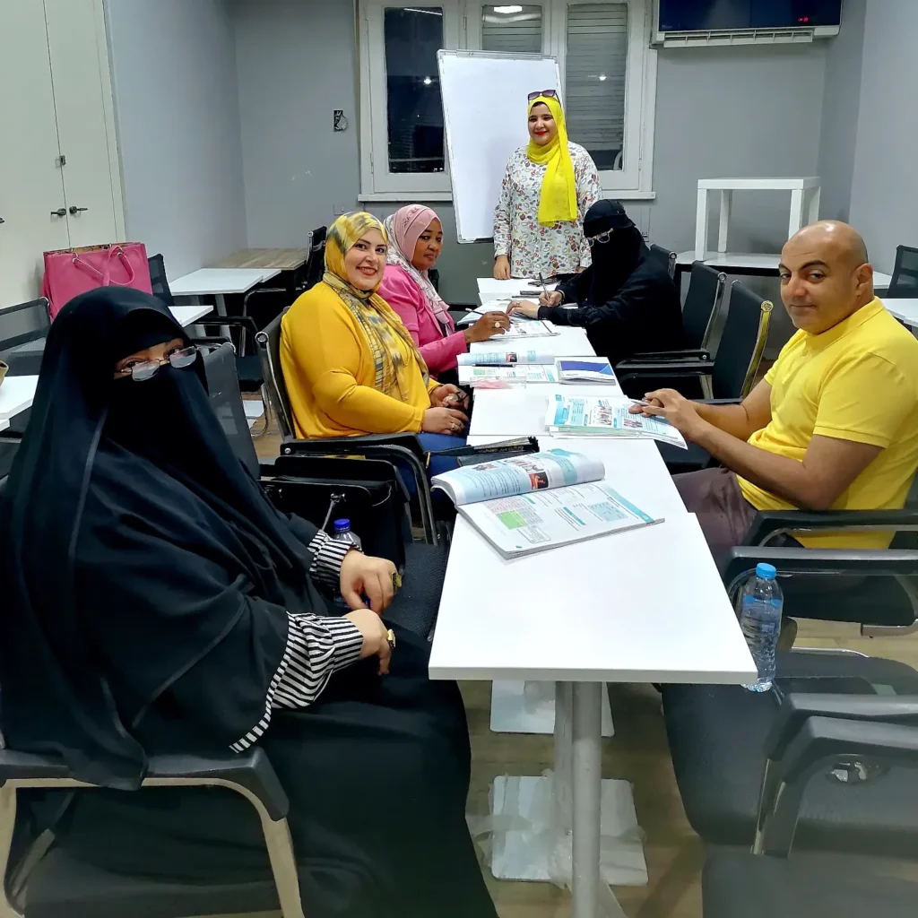 فعاليات تدريسية للغات أكاديمية HCM