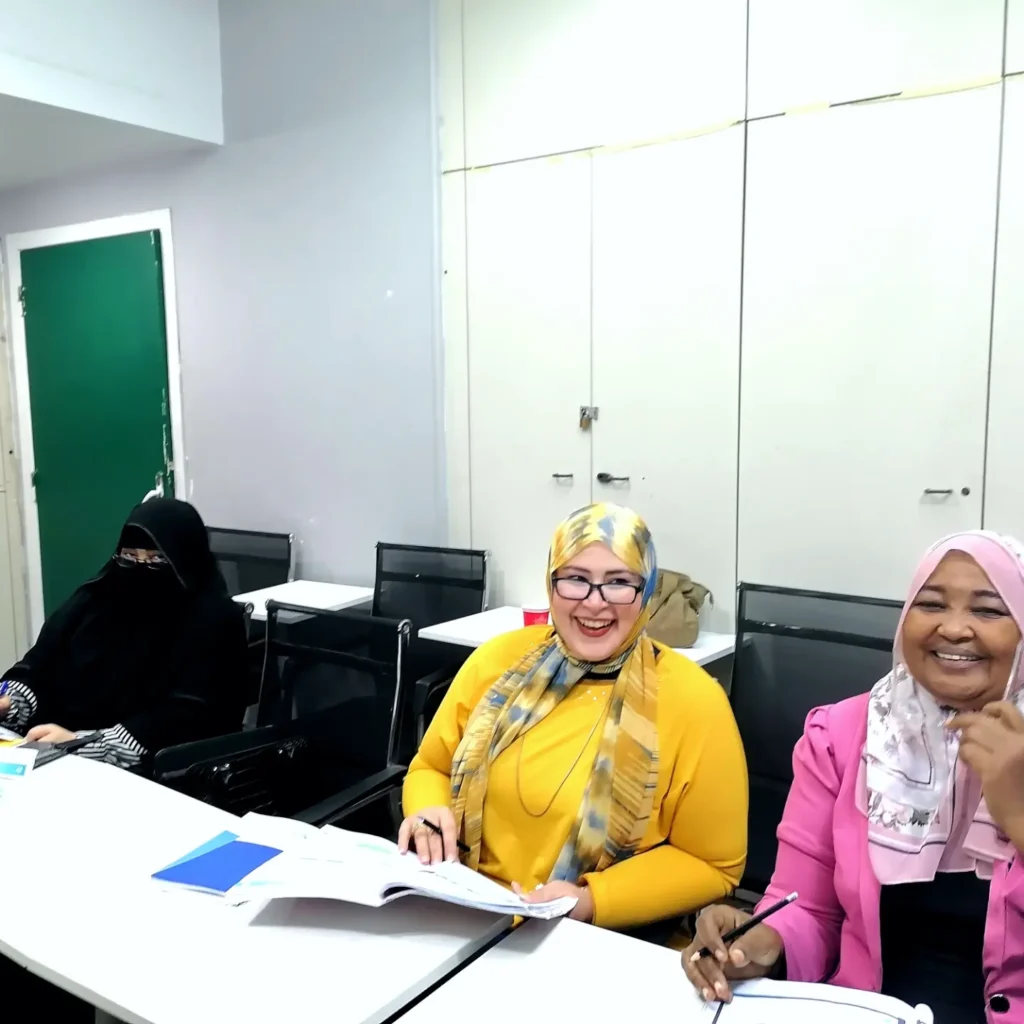 فعاليات تدريسية للغات أكاديمية HCM